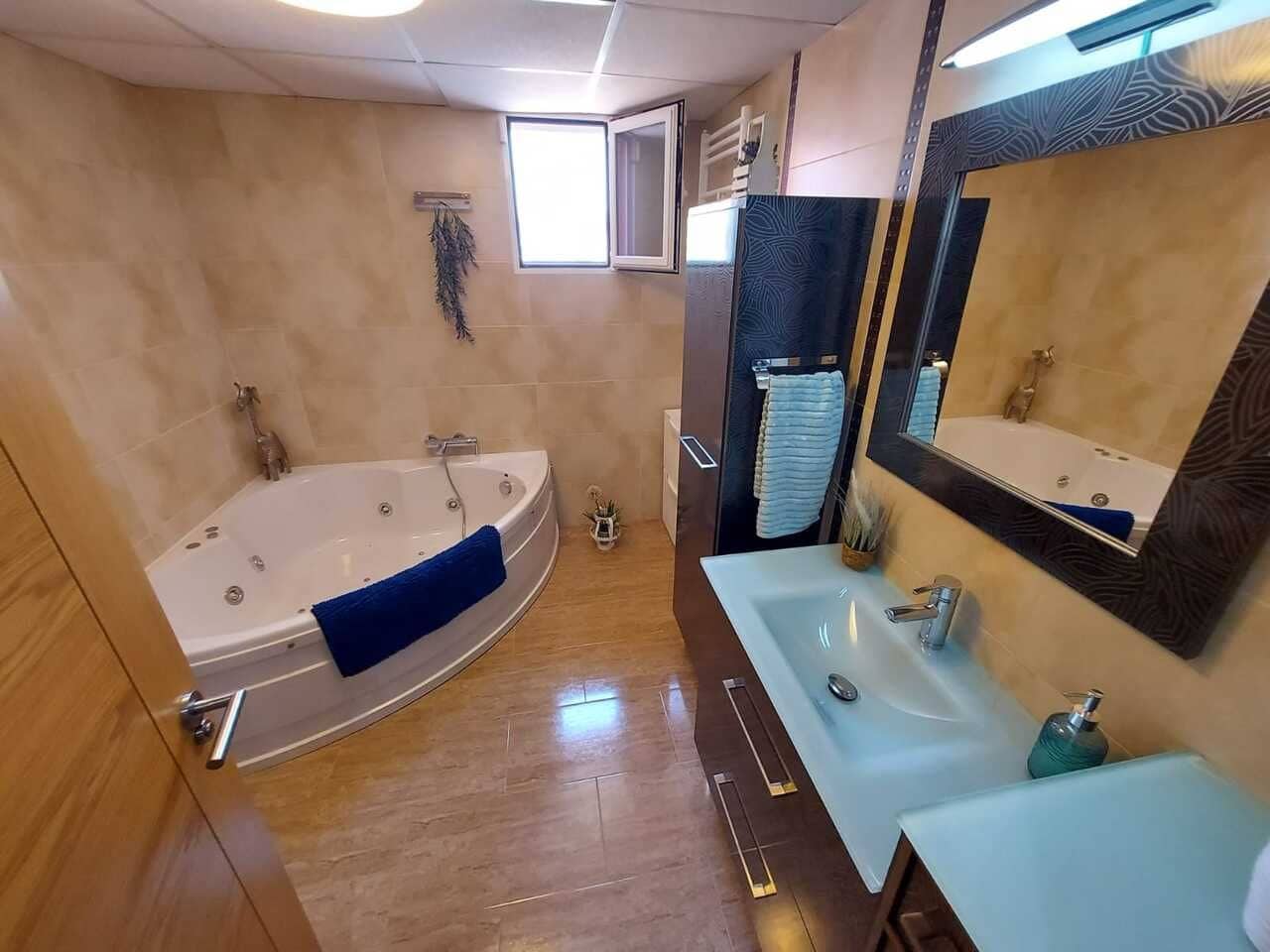 3 bedroom Villa for sale in Murcia city - € 450,000 (Ref: 9741918)