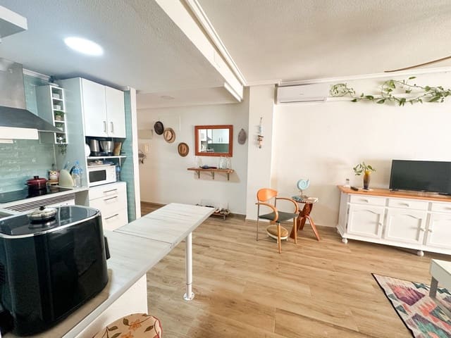 2 soverom Leilighet til salgs i Las Piscinas Naturales, Torrevieja - € 227 000 (Ref: 9741924)