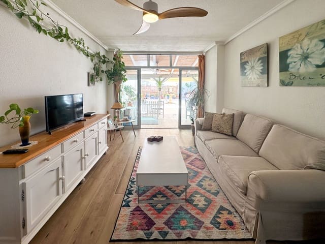 2 soverom Leilighet til salgs i Las Piscinas Naturales, Torrevieja - € 227 000 (Ref: 9741924)