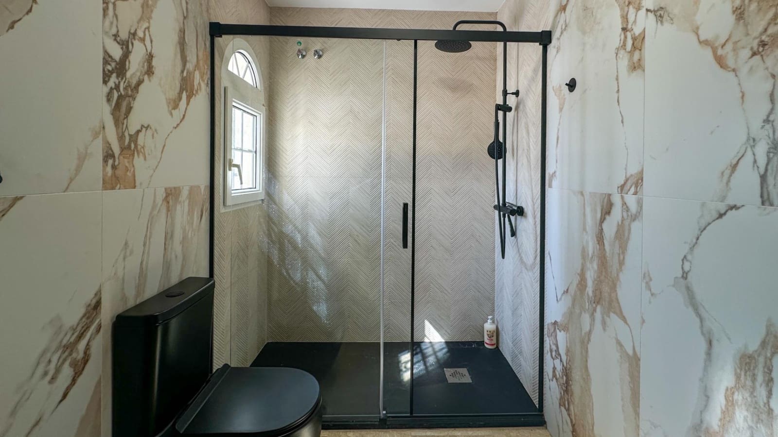 3 Zimmer Apartment zu verkaufen in Orihuela Costa mit Garage - 319.000 € (Ref: 9741948)