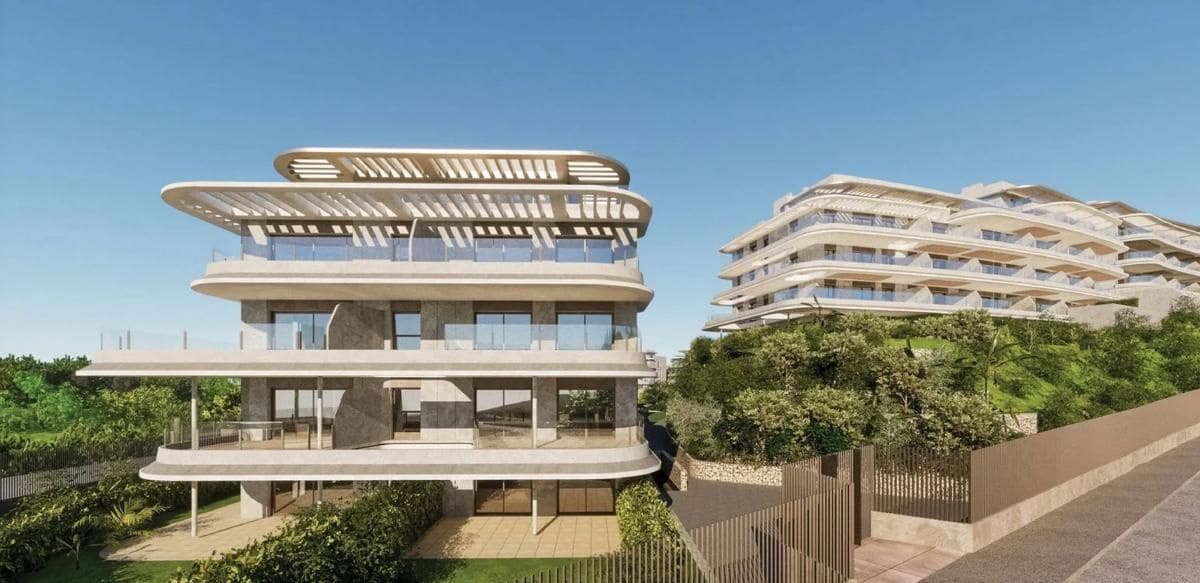 1 bedroom Apartment for sale in Mijas with pool - € 359,000 (Ref: 9742007)