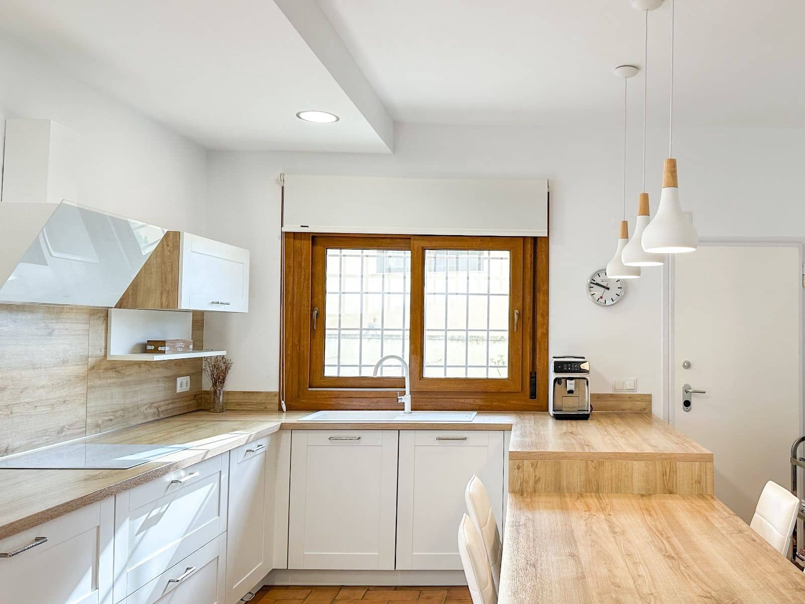 7 bedroom Villa for sale in Campoamor with garage - € 1,349,000 (Ref: 9742066)