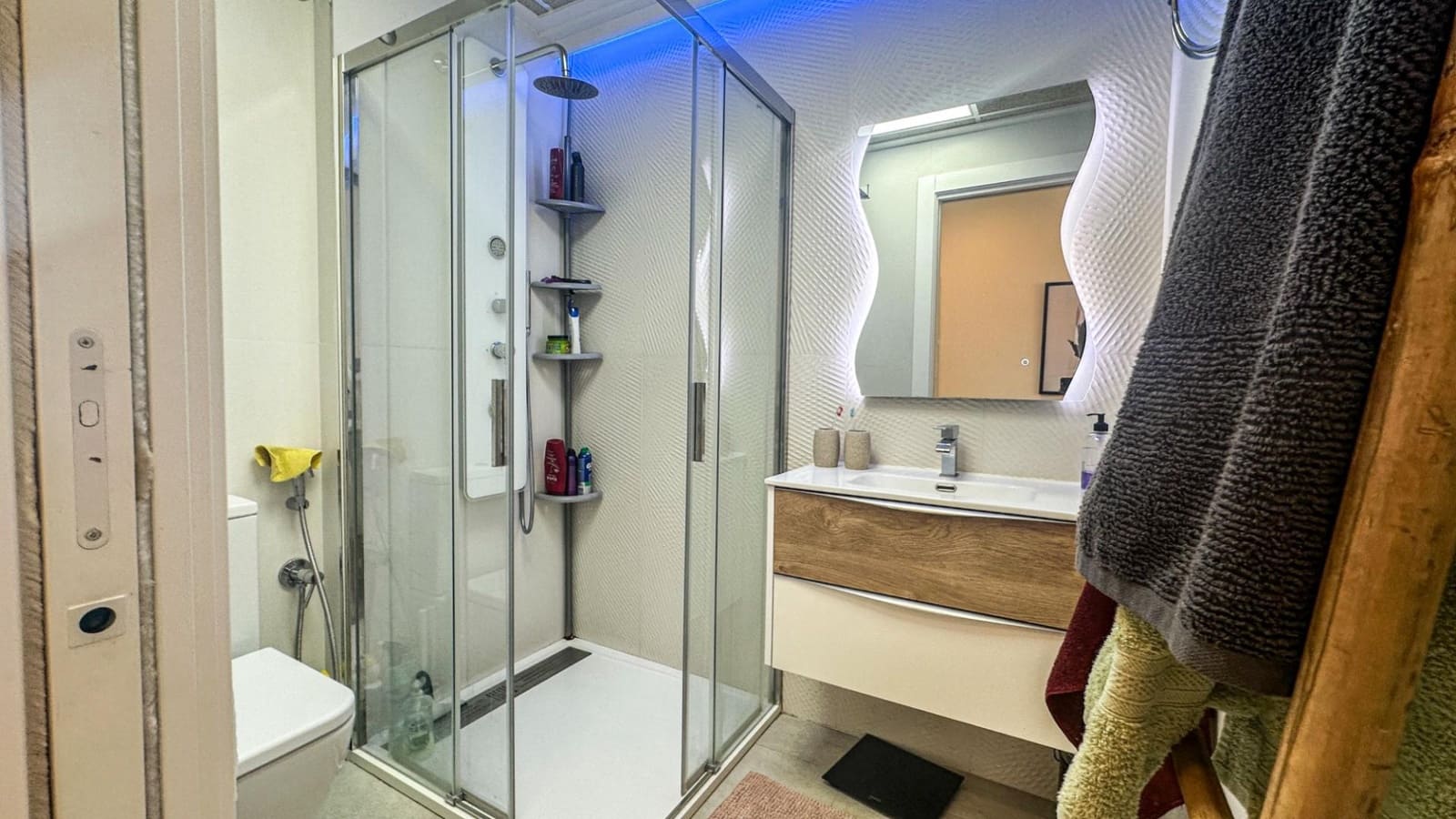 3 bedroom Apartment for sale in Los Balcones with garage - € 329,000 (Ref: 9742072)