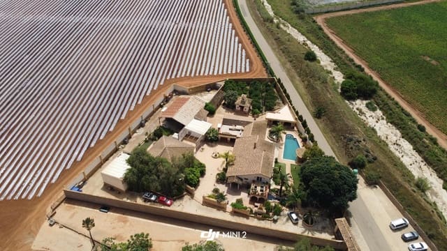 6 bedroom Villa for sale in Los Nietos, Cartagena with garage - € 1,080,000 (Ref: 9742088)
