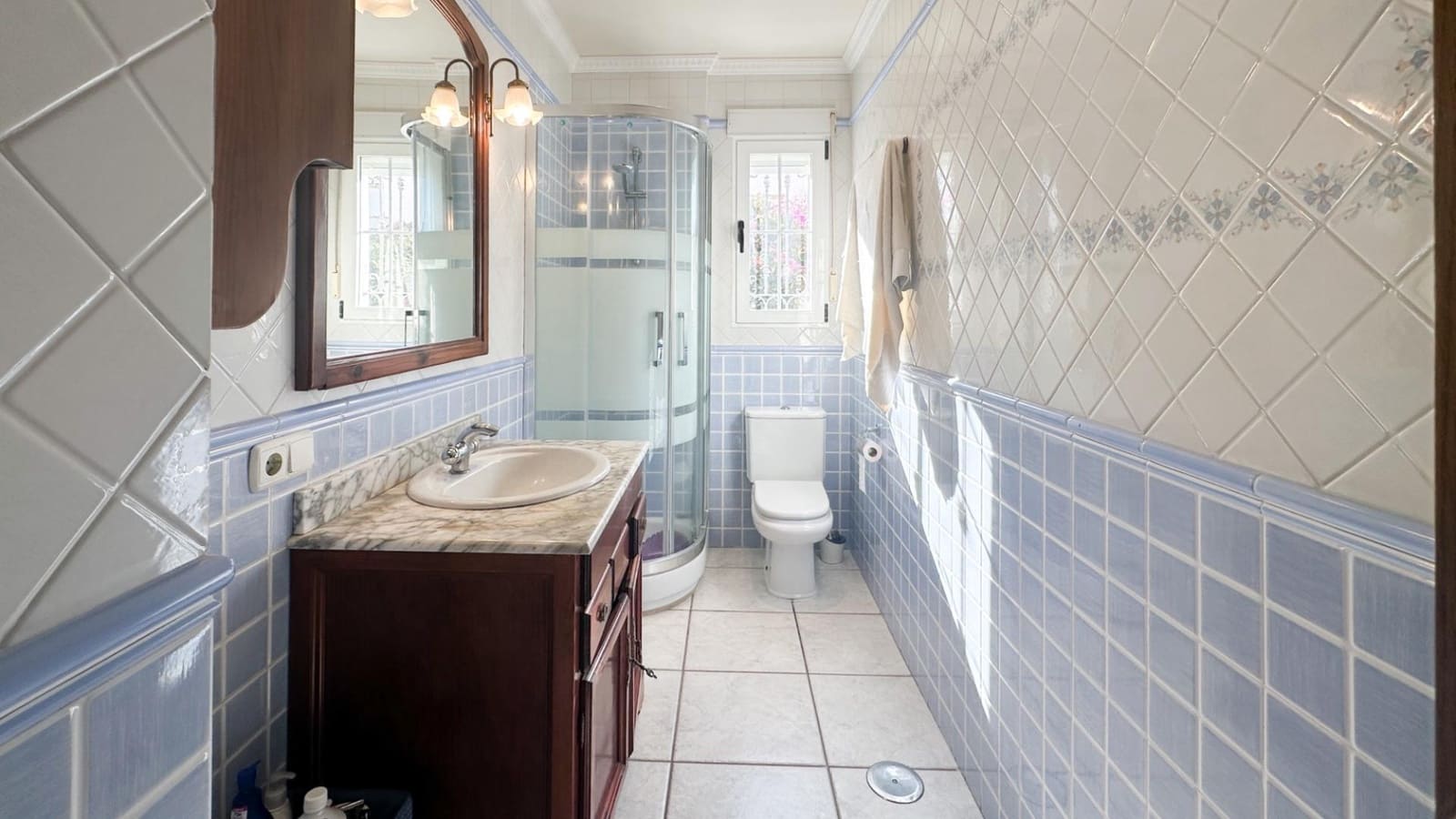 6 slaapkamer Villa te koop in La Mata met zwembad garage - € 950.000 (Ref: 9742094)