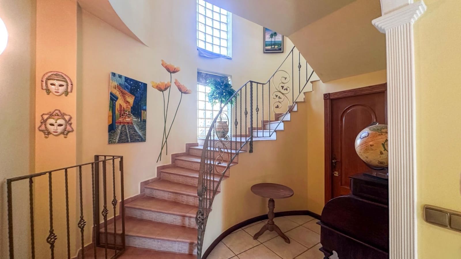 6 slaapkamer Villa te koop in La Mata met zwembad garage - € 950.000 (Ref: 9742094)