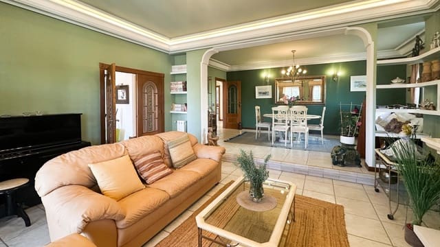 6 chambre Villa/Maison à vendre à La Mata, Torrevieja avec piscine garage - 950 000 € (Ref: 9742094)