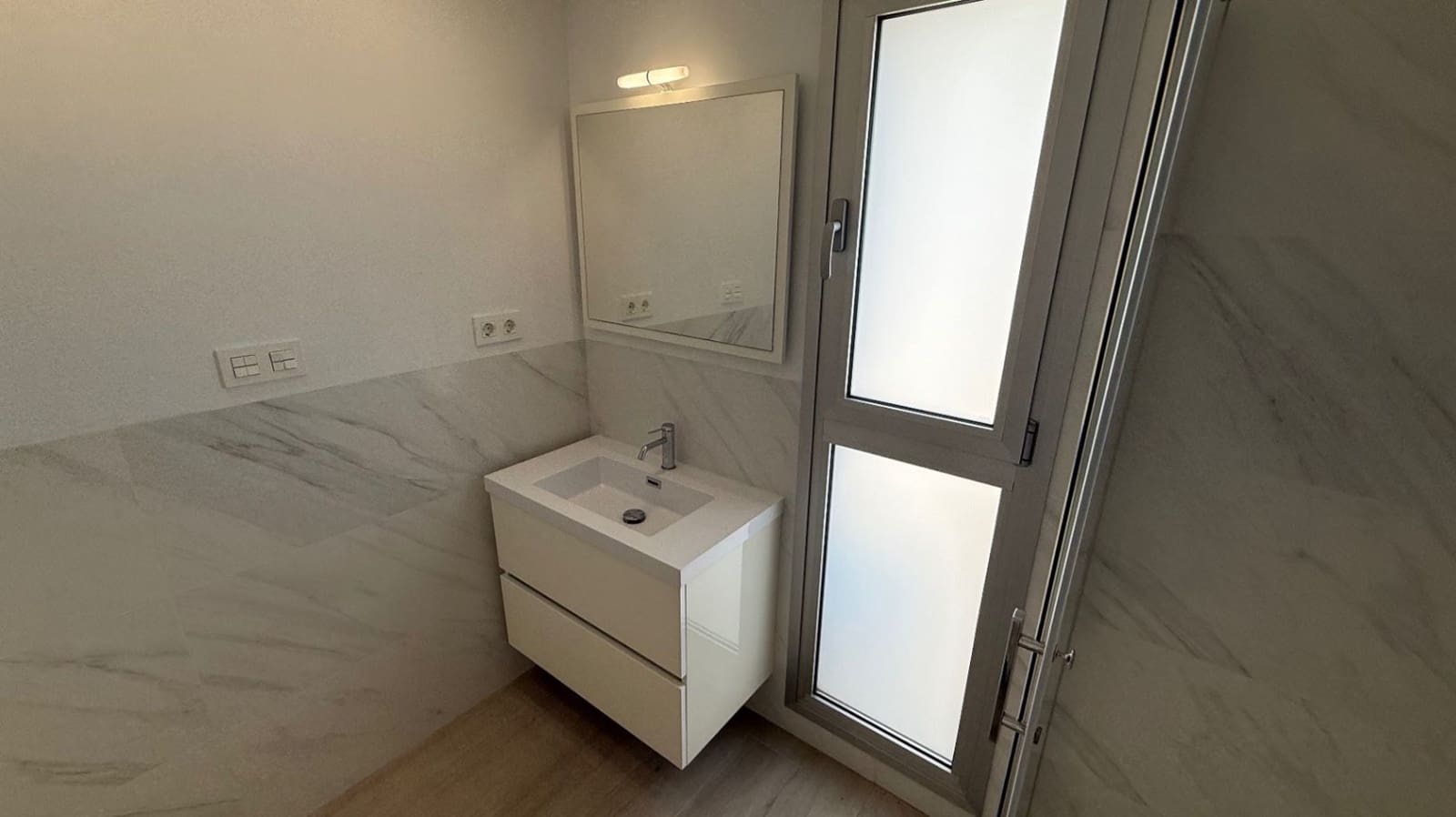 Adosado de 5 habitaciones en Orihuela Costa en venta - 299.900 € (Ref: 9742100)