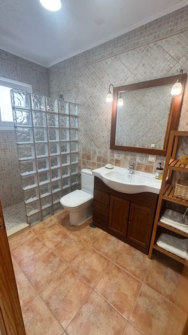 Casa de 5 habitaciones en Playa Flamenca en venta - 429.000 € (Ref: 9743992)