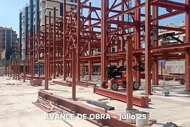 3 quarto Apartamento para venda em Alicante cidade com piscina - 575 000 € (Ref: 9756139)