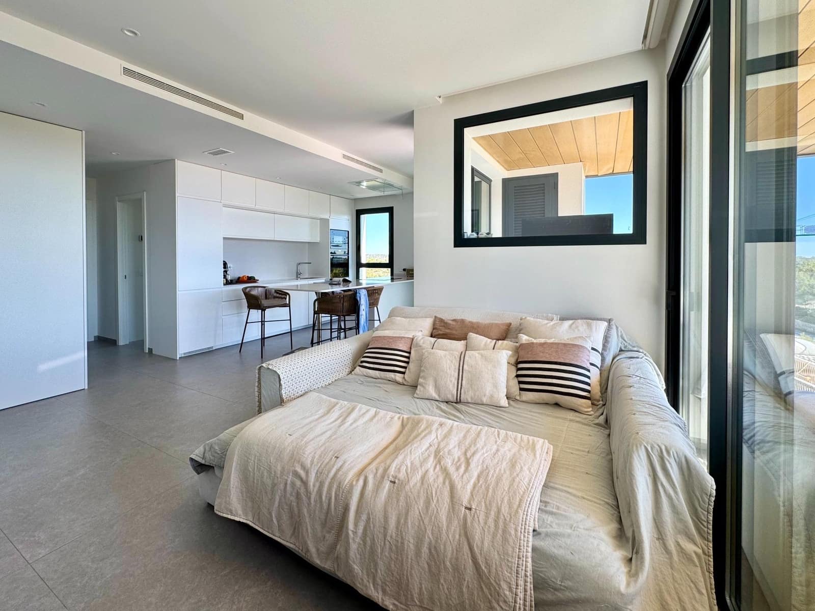 2 quarto Apartamento para venda em Las Colinas Golf com piscina garagem - 425 000 € (Ref: 9762181)