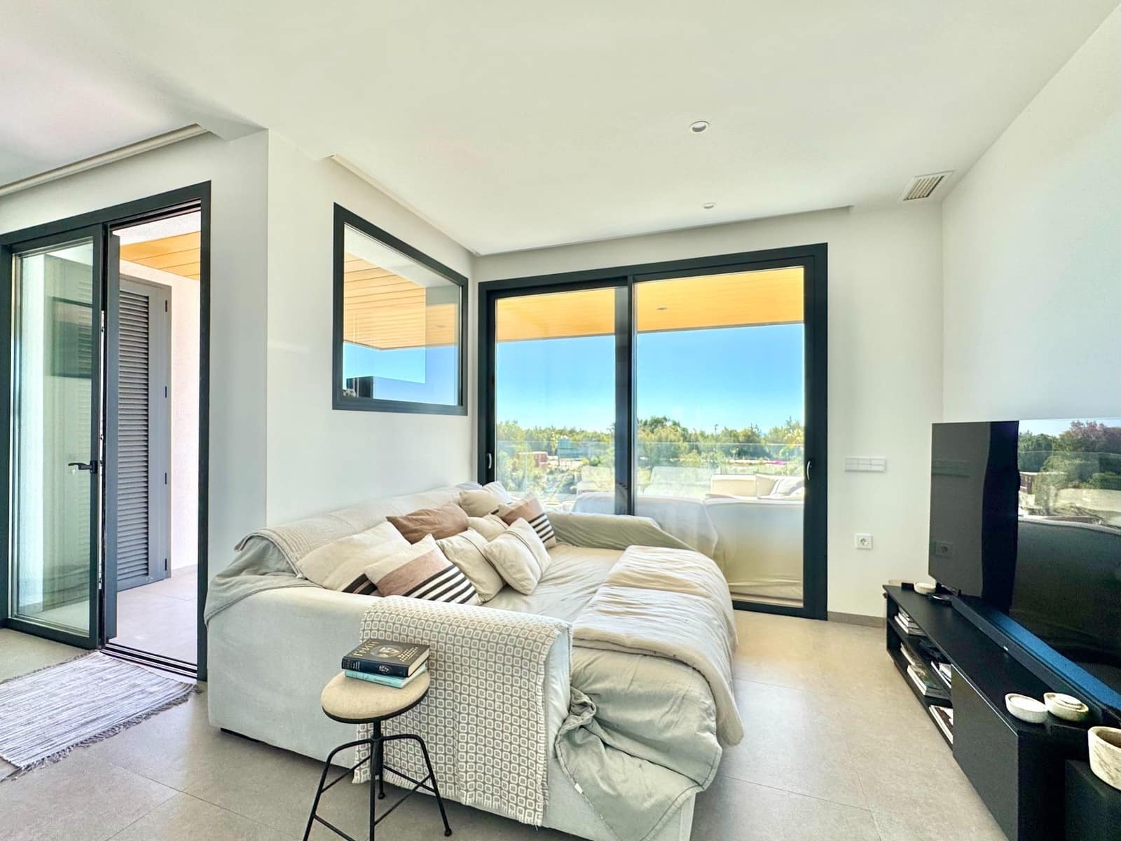 2 quarto Apartamento para venda em Las Colinas Golf com piscina garagem - 425 000 € (Ref: 9762181)