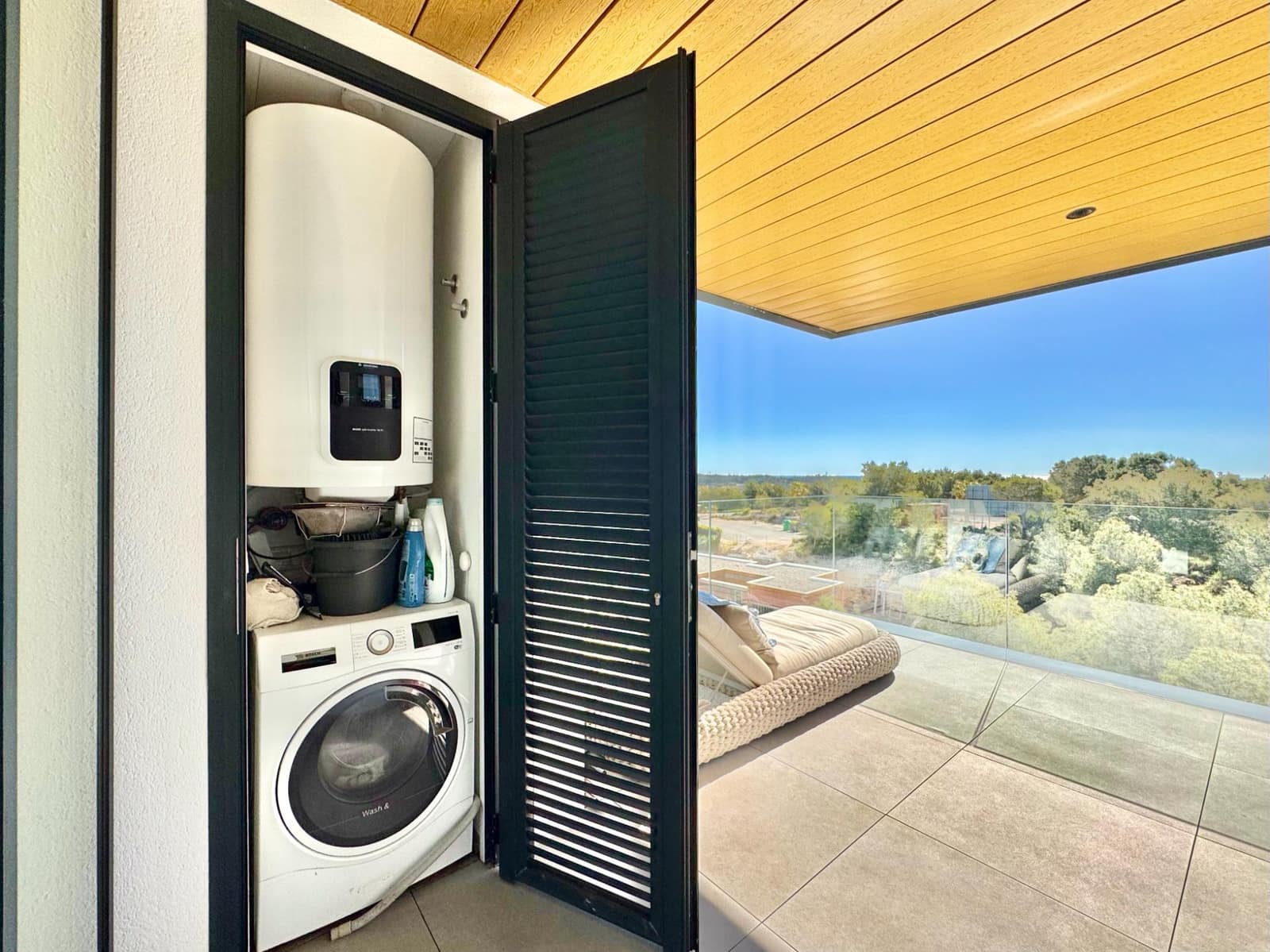 2 quarto Apartamento para venda em Las Colinas Golf com piscina garagem - 425 000 € (Ref: 9762181)