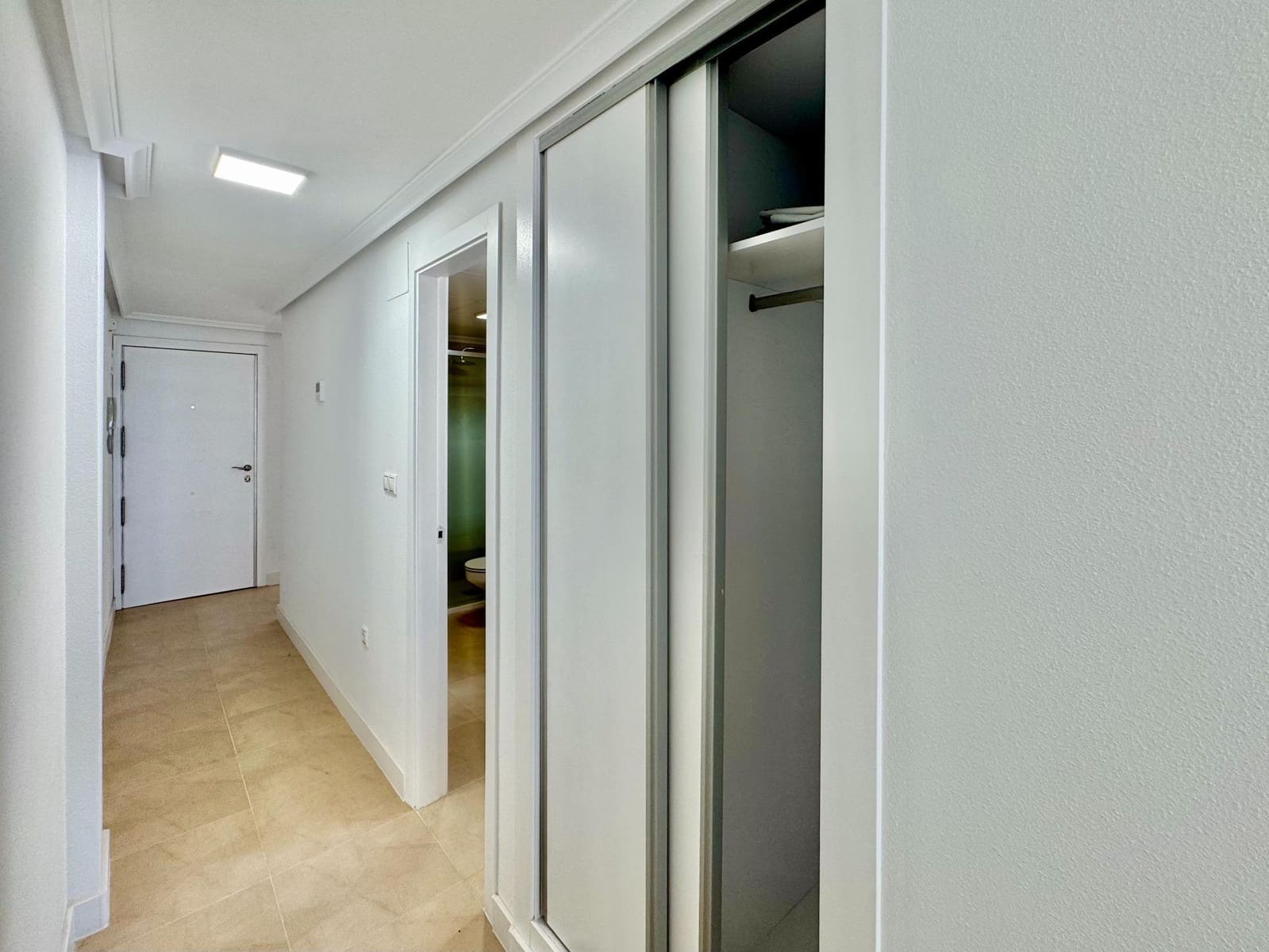 3 soverom Leilighet til salgs i Torrevieja med garasje - € 220 000 (Ref: 9762184)