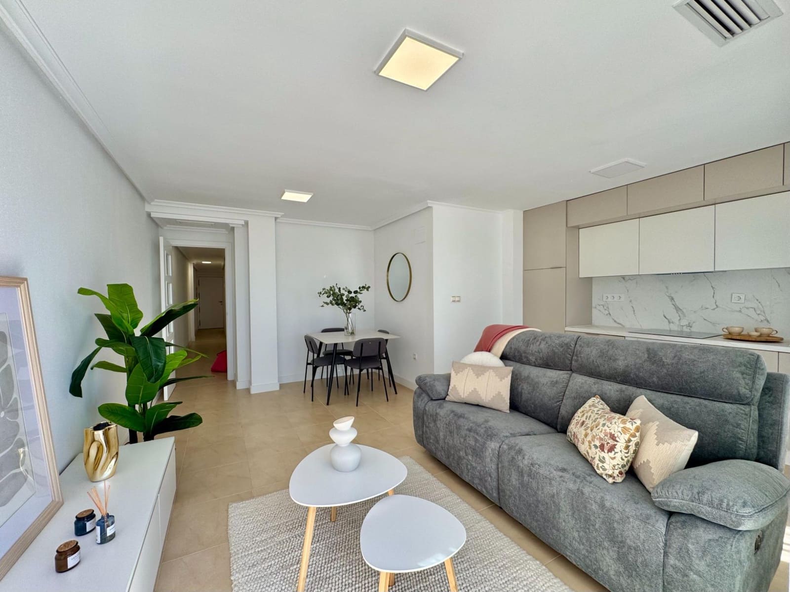 3 soverom Leilighet til salgs i Torrevieja med garasje - € 220 000 (Ref: 9762184)