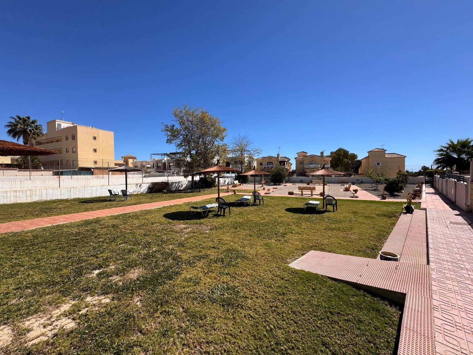 3 chambre Maison de Ville à vendre à Orihuela Costa - 229 995 € (Ref: 9762247)