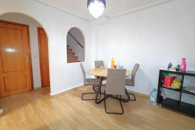 3 slaapkamer Flat te koop in El Chaparral - La Siesta - La Torreta, Torrevieja met zwembad - € 228.000 (Ref: 9787063)