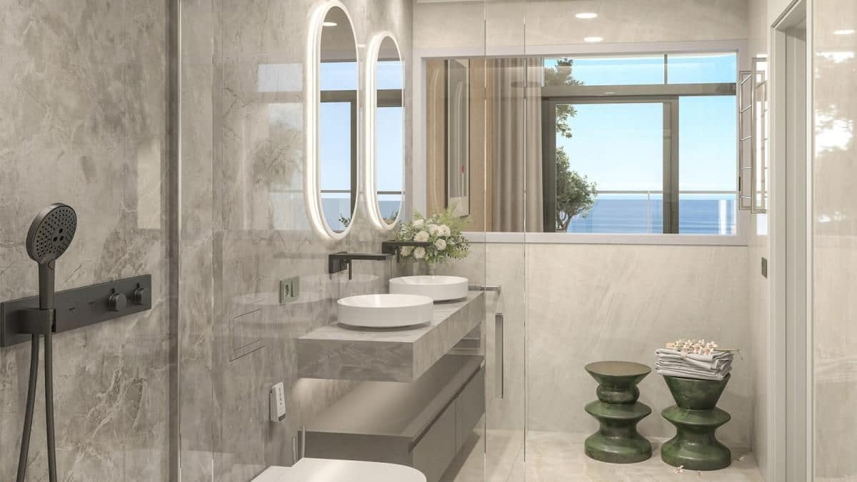 Apartamento de 2 habitaciones en Benidorm en venta con piscina - 934.000 € (Ref: 9787286)