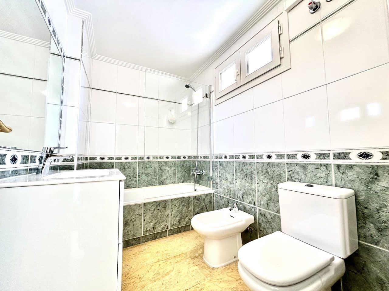 3 soverom Villa til salgs i Cabo Roig med garasje - € 449 995 (Ref: 9787470)