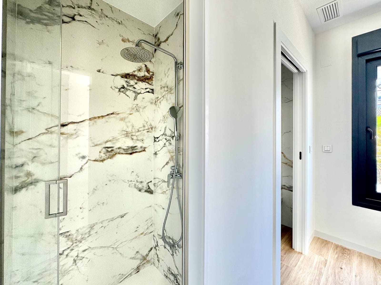 3 makuuhuone Huvila myytävänä paikassa Orihuela Costa mukana uima-altaan - 400 000 € (Ref: 9788579)