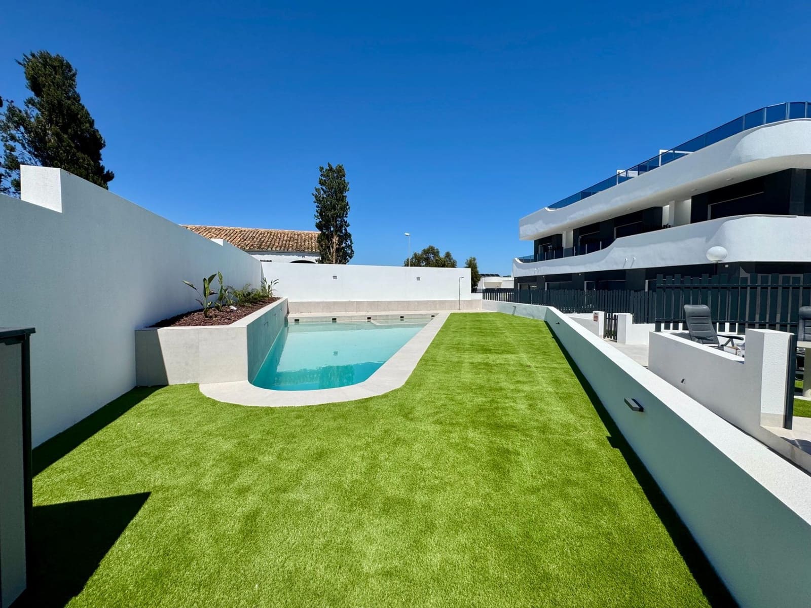 3 makuuhuone Huvila myytävänä paikassa Orihuela Costa mukana uima-altaan - 400 000 € (Ref: 9788579)