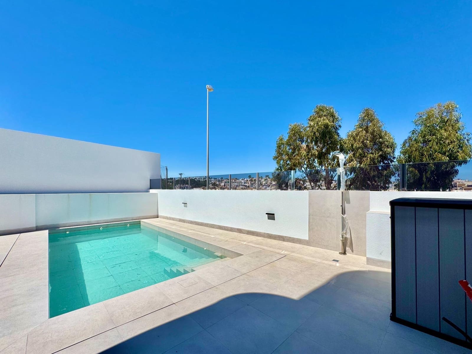 3 makuuhuone Huvila myytävänä paikassa Orihuela Costa mukana uima-altaan - 400 000 € (Ref: 9788579)