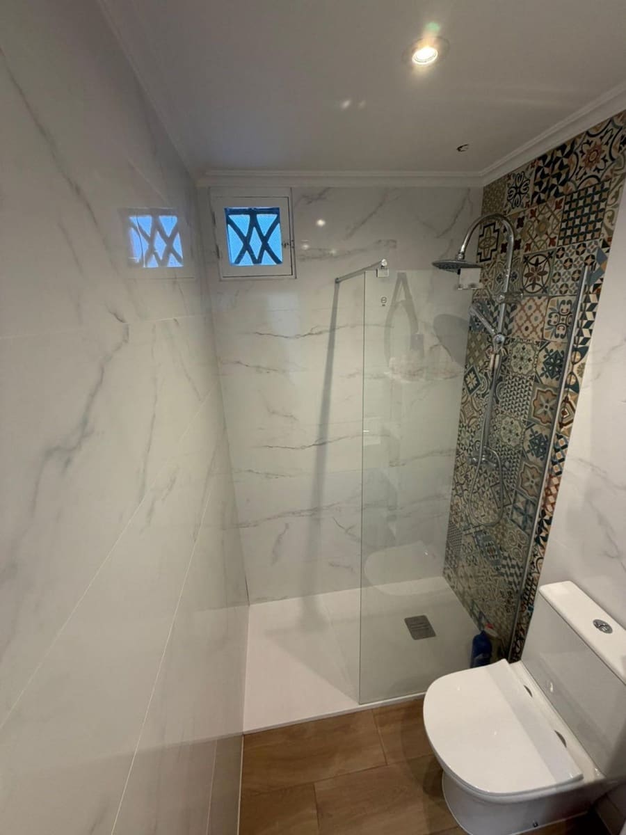 2 quarto Apartamento para venda em Torrevieja com piscina - 179 000 € (Ref: 9788605)