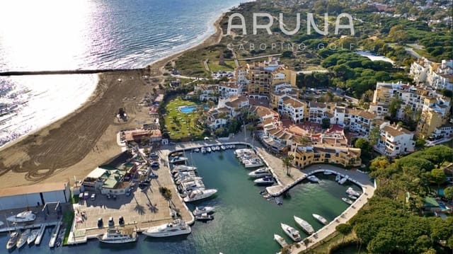 Apartamento de 3 habitaciones en Marbella en venta con piscina - 1.350.000 € (Ref: 9788610)