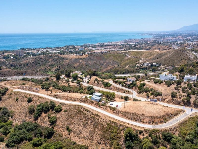 2 sypialnia Apartament na sprzedaż w Marbella z basenem - 1 300 000 € (Ref: 9788622)