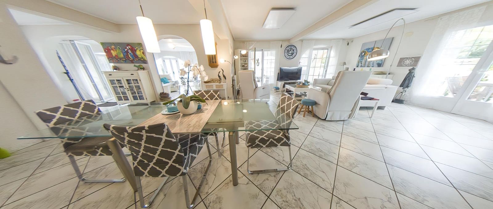 3 sypialnia Willa na sprzedaż w Torrevieja z garażem - 675 000 € (Ref: 9791279)