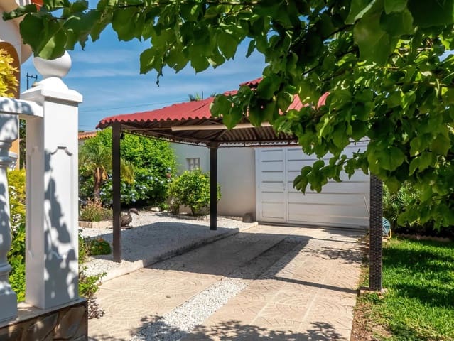 3 sypialnia Willa na sprzedaż w Los Frutales, Torrevieja z garażem - 675 000 € (Ref: 9791279)