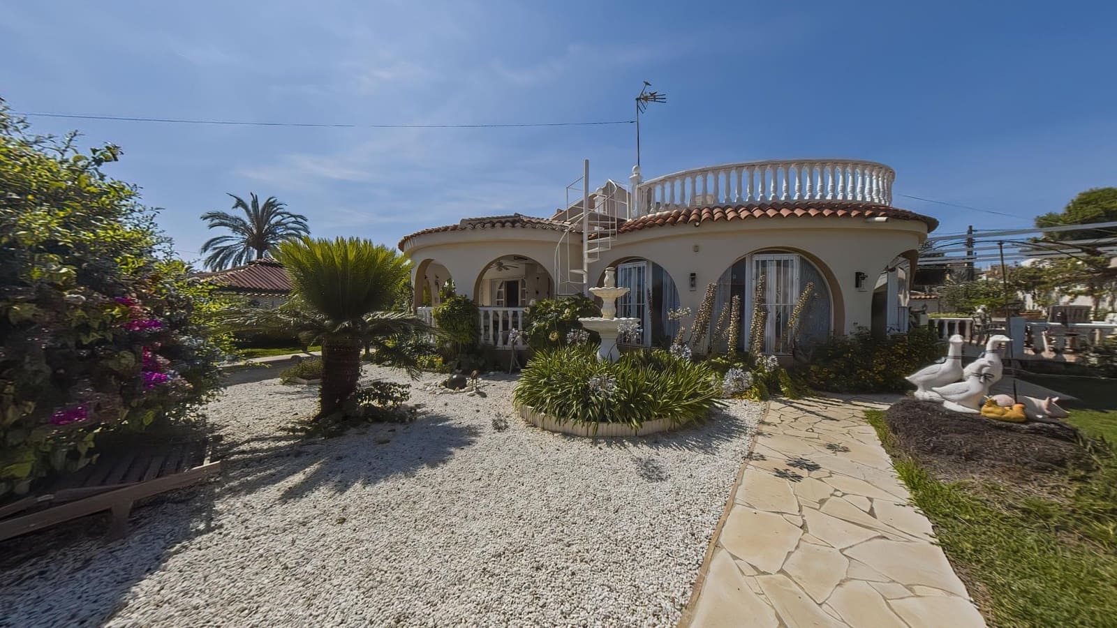 3 sypialnia Willa na sprzedaż w Torrevieja z garażem - 675 000 € (Ref: 9791279)