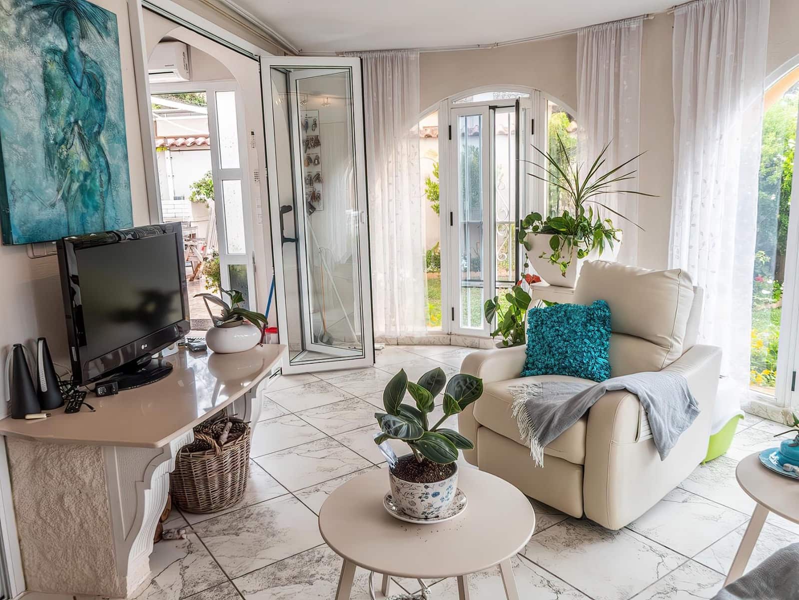 3 sypialnia Willa na sprzedaż w Torrevieja z garażem - 675 000 € (Ref: 9791279)