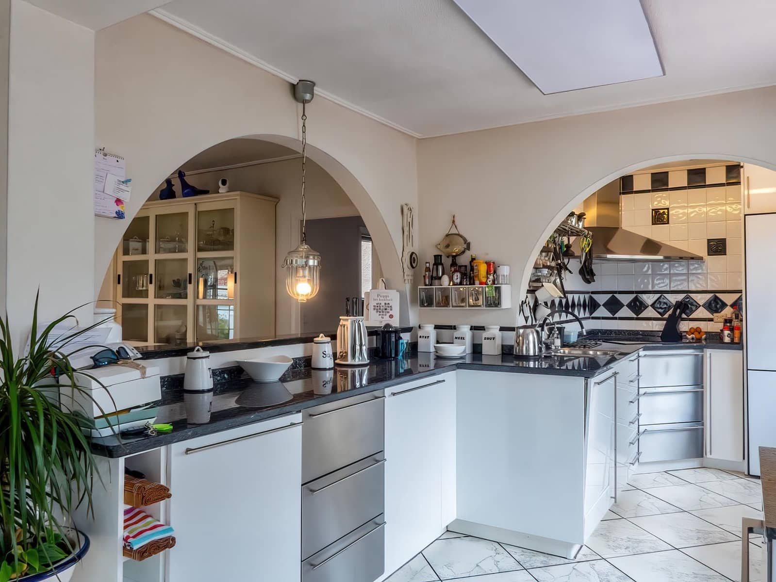 3 sypialnia Willa na sprzedaż w Torrevieja z garażem - 675 000 € (Ref: 9791279)