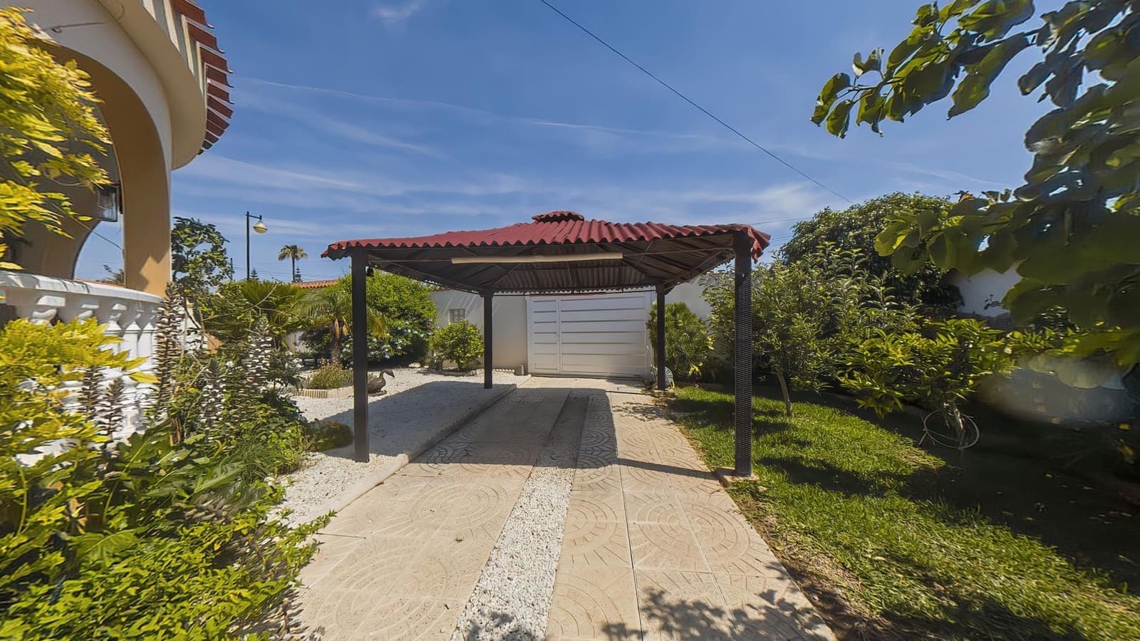 3 sypialnia Willa na sprzedaż w Torrevieja z garażem - 675 000 € (Ref: 9791279)