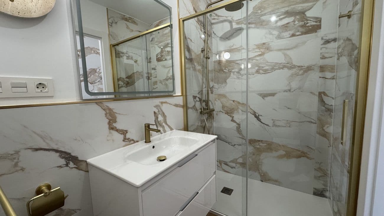 2 soverom Penthouse til salgs i Orihuela Costa med svømmebasseng - € 248 995 (Ref: 9794915)