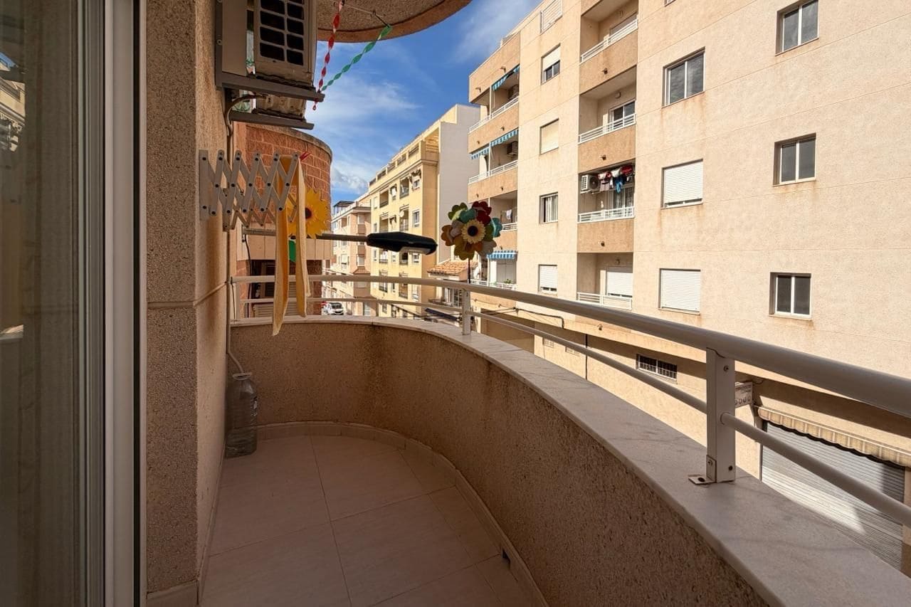 3 soveværelse Lejlighed til salg i Torrevieja - € 190.000 (Ref: 9797358)