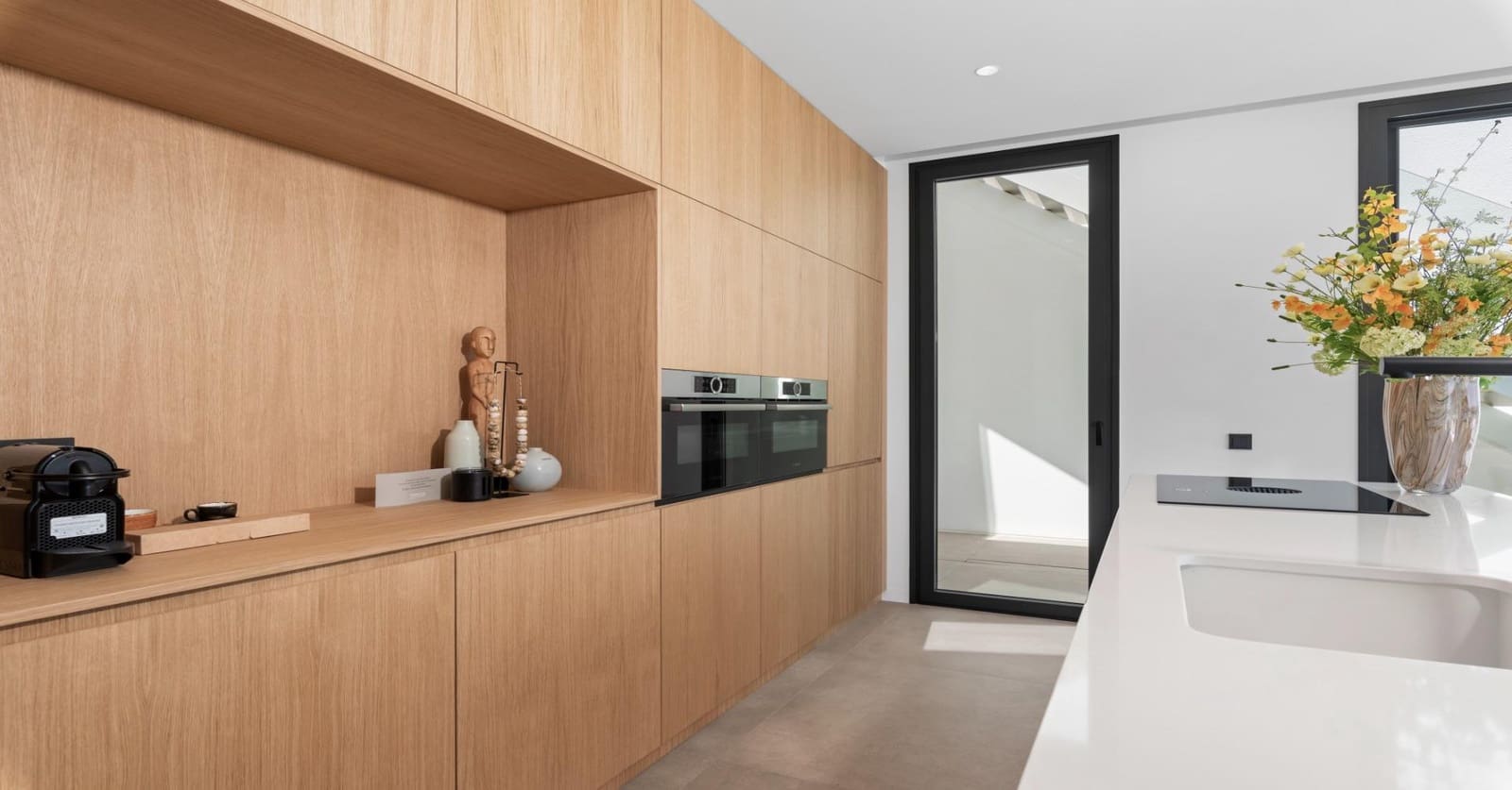 4 quarto Moradia para venda em Las Colinas Golf com garagem - 1 700 000 € (Ref: 9799511)