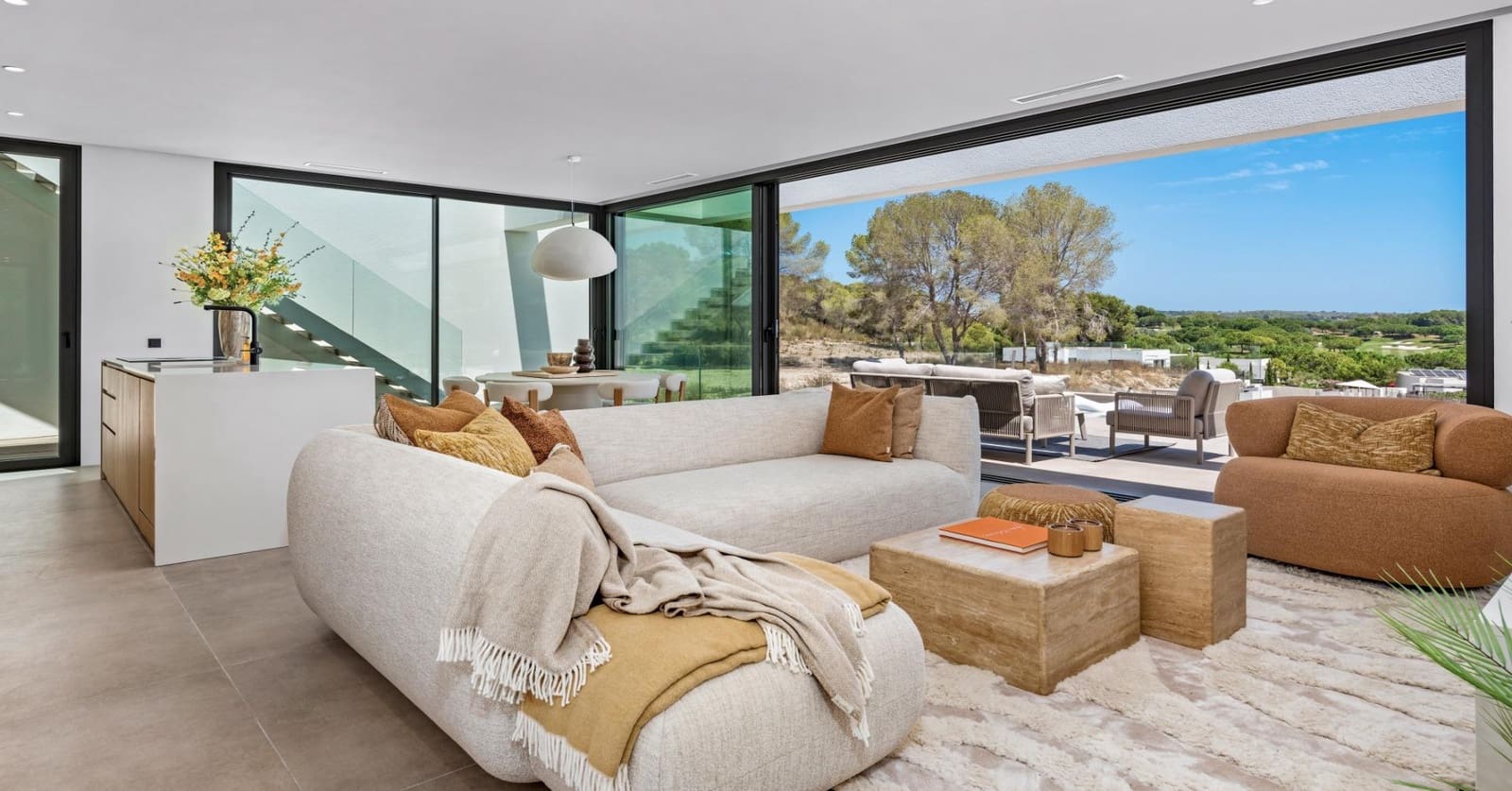 4 quarto Moradia para venda em Las Colinas Golf com garagem - 1 700 000 € (Ref: 9799511)