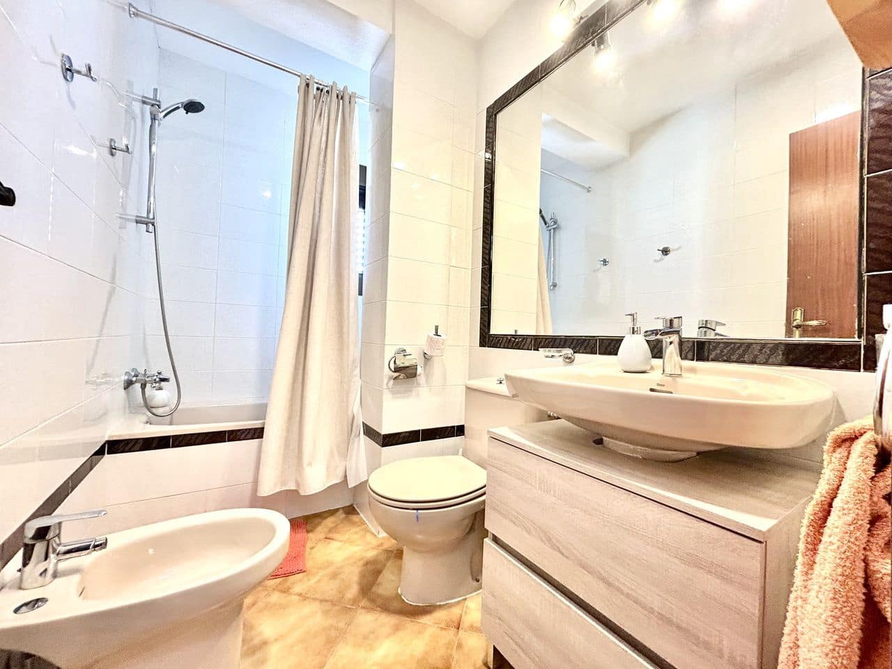 2 sypialnia Apartament na sprzedaż w Cabo Roig - 205 000 € (Ref: 9799518)