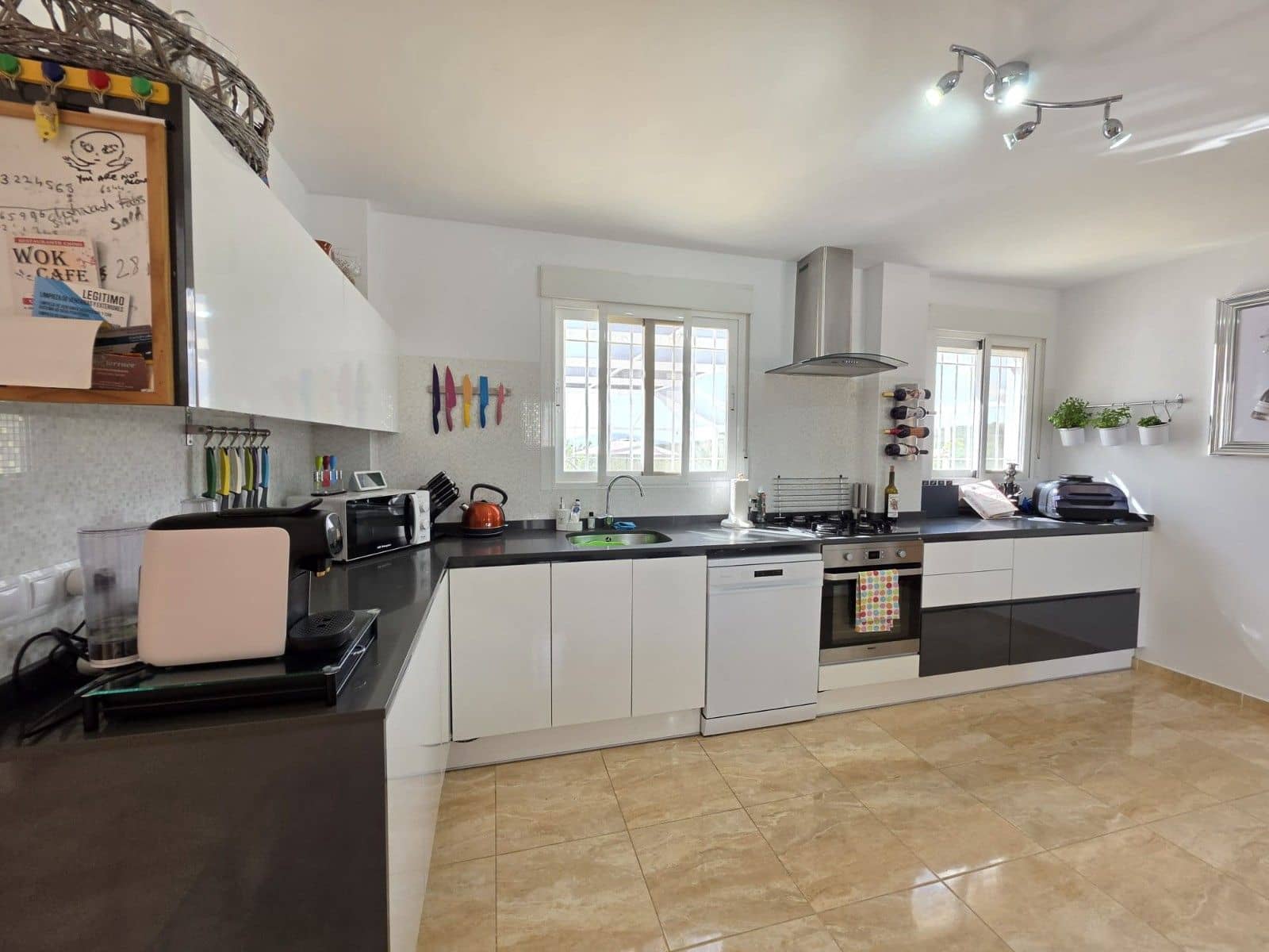 3 chambre Villa/Maison à vendre à Pinoso avec garage - 574 995 € (Ref: 9799551)