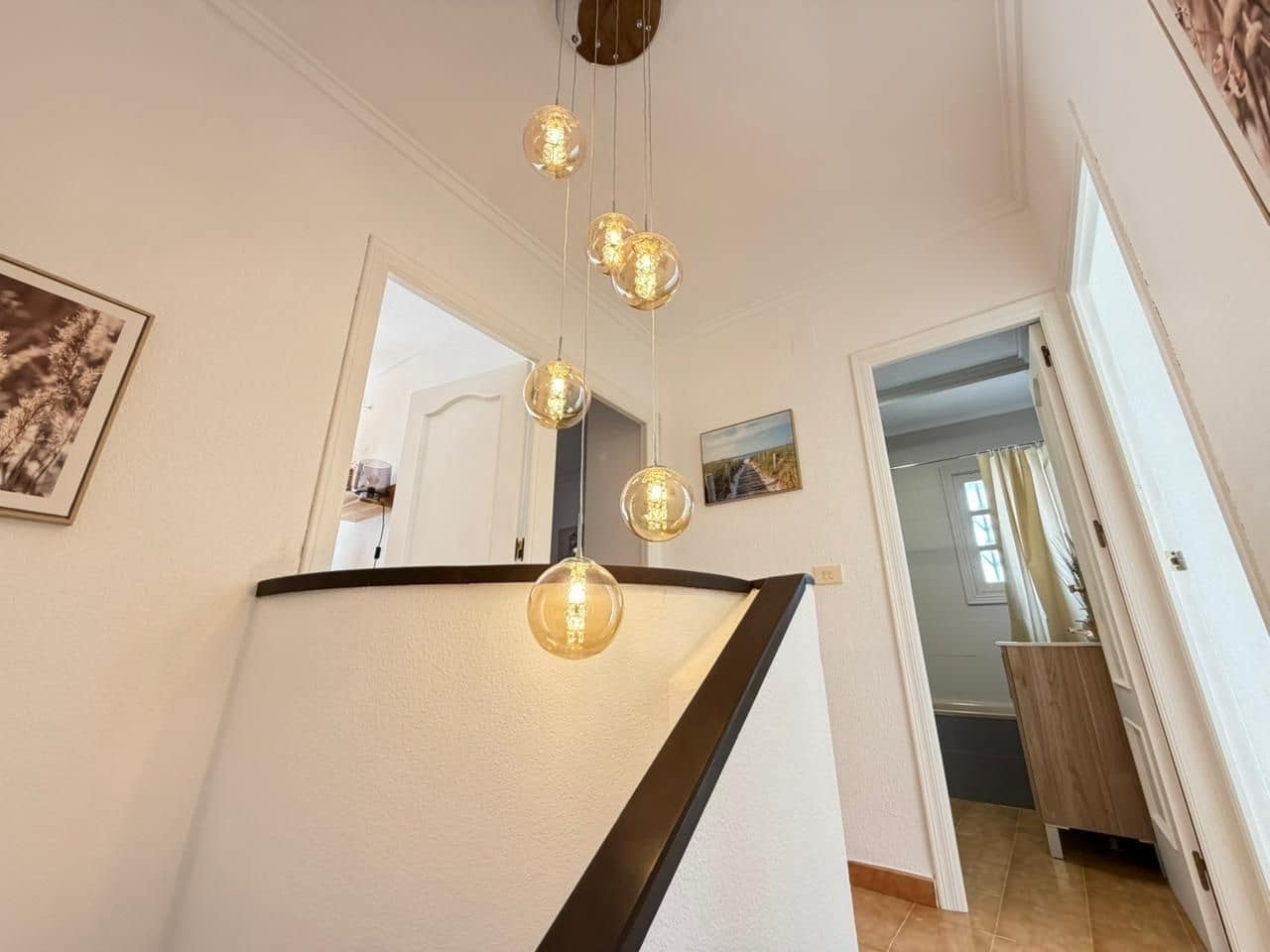 3 makuuhuone Omakotitalo myytävänä paikassa Torrevieja mukana uima-altaan - 249 900 € (Ref: 9799645)