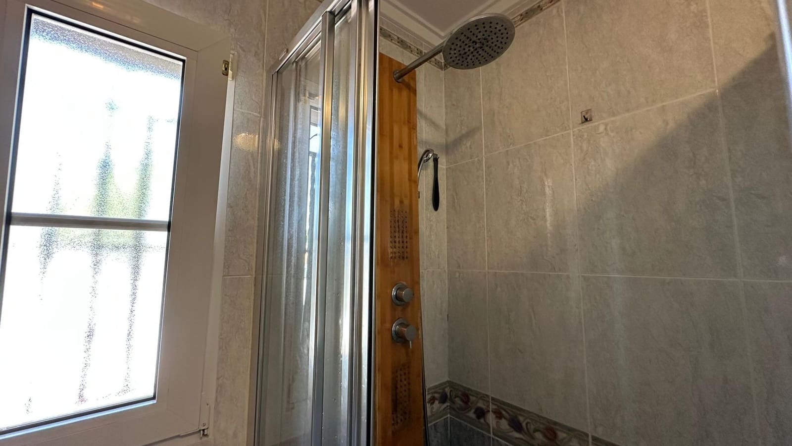 4 soverom Villa til salgs i La Siesta med svømmebasseng - € 490 000 (Ref: 9801349)