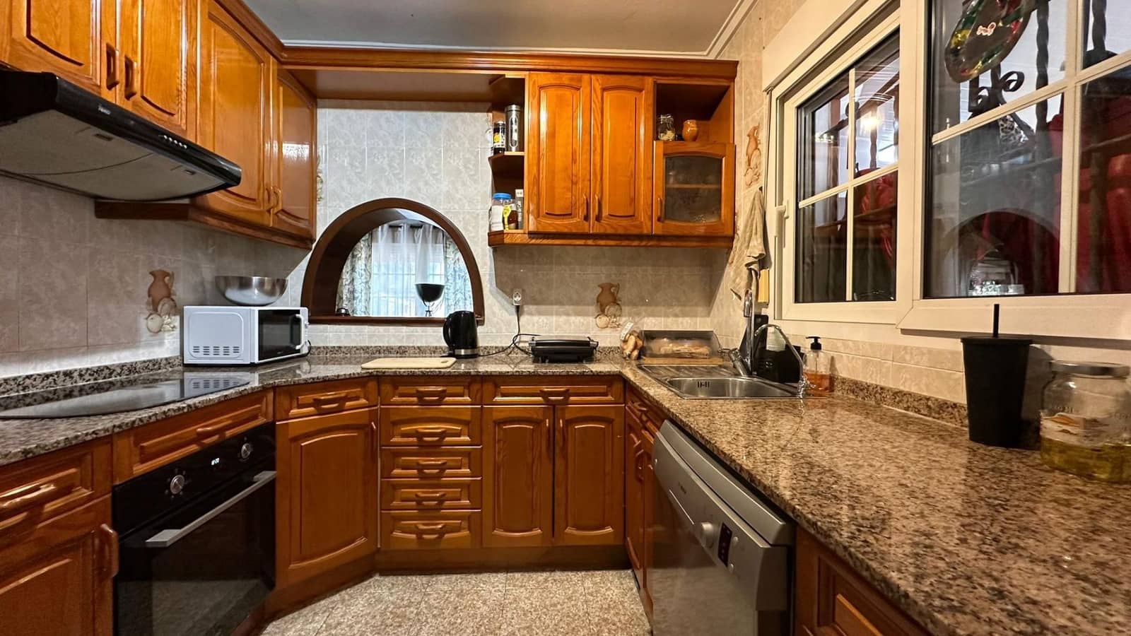 4 soverom Villa til salgs i La Siesta med svømmebasseng - € 490 000 (Ref: 9801349)