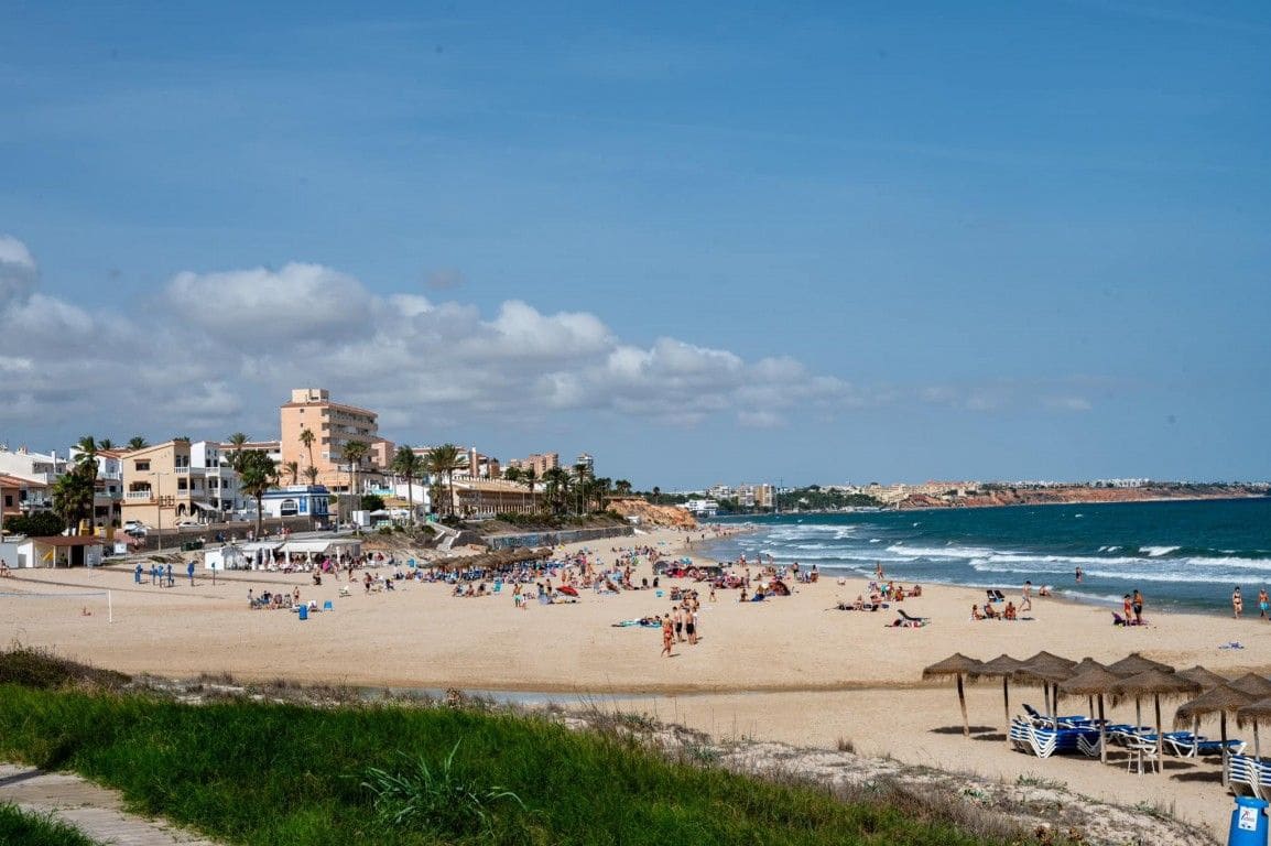 2 bedroom Penthouse for sale in Pilar de la Horadada - € 345,000 (Ref: 9804600)