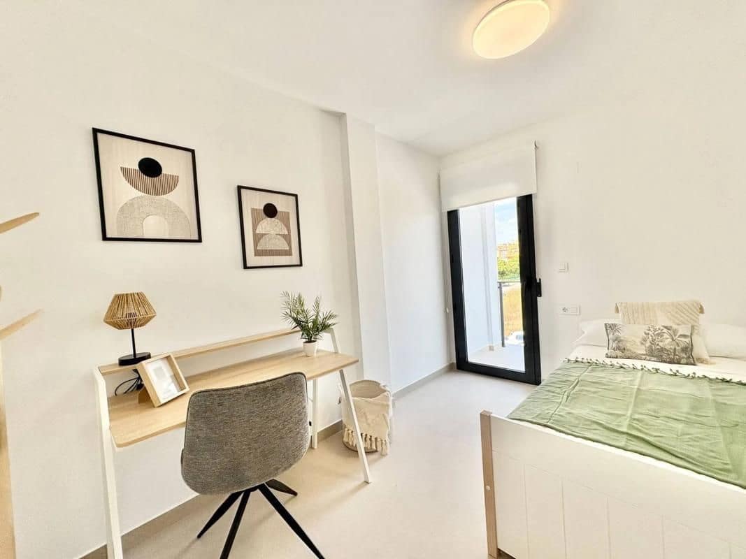 Adosado de 3 habitaciones en Rafal en venta con piscina - 295.000 € (Ref: 9804686)