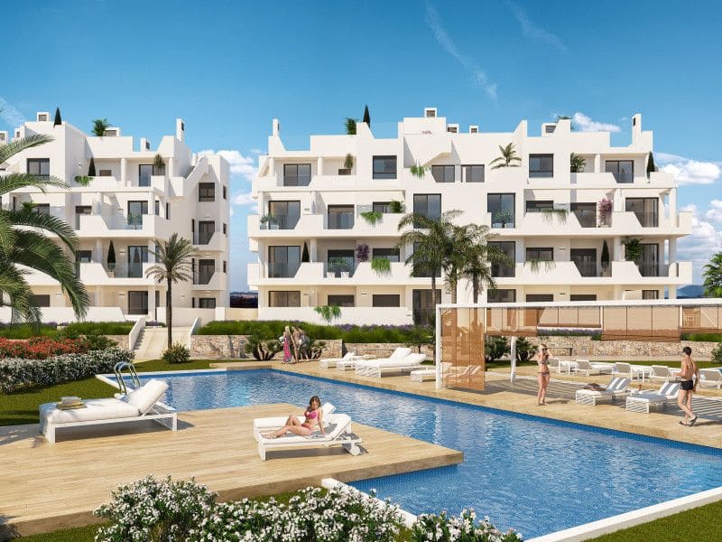 2 soveværelse Lejlighed til salg i Los Alcazares med swimmingpool - € 399.000 (Ref: 9804730)