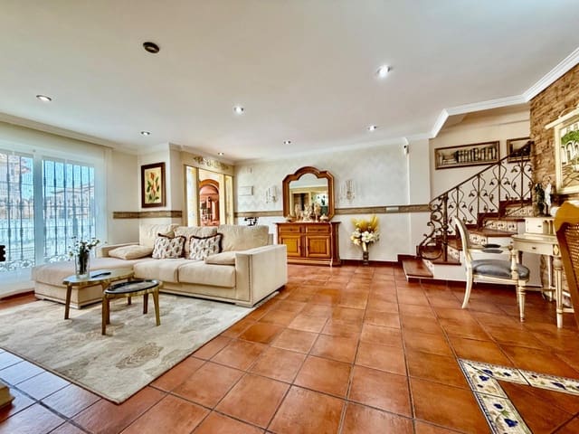 4 chambre Villa/Maison Semi-Mitoyenne à vendre à La Zenia, Orihuela avec garage - 430 000 € (Ref: 9804733)