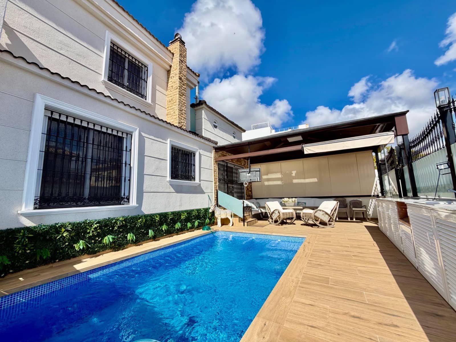 4 chambre Villa/Maison Semi-Mitoyenne à vendre à La Zenia avec garage - 430 000 € (Ref: 9804733)