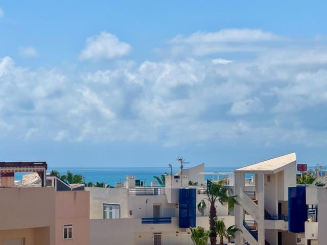 2 soveværelse Lejlighed til salg i Punta Prima, Orihuela med swimmingpool - € 229.950 (Ref: 9806670)